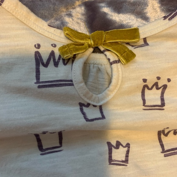 2pc velvet set - size 5 - Picture 3 of 3